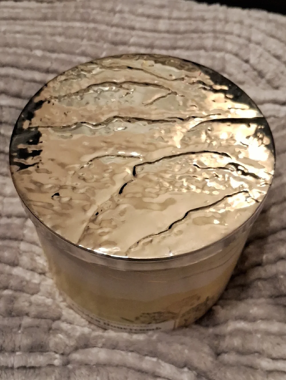 White Barn Golden Honeycomb Candle - Yellow and Gold Accents - Picture 4 of 4